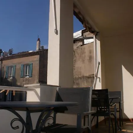 Apartment Sleeps 6 Air Con Wifi T570555 Cannes